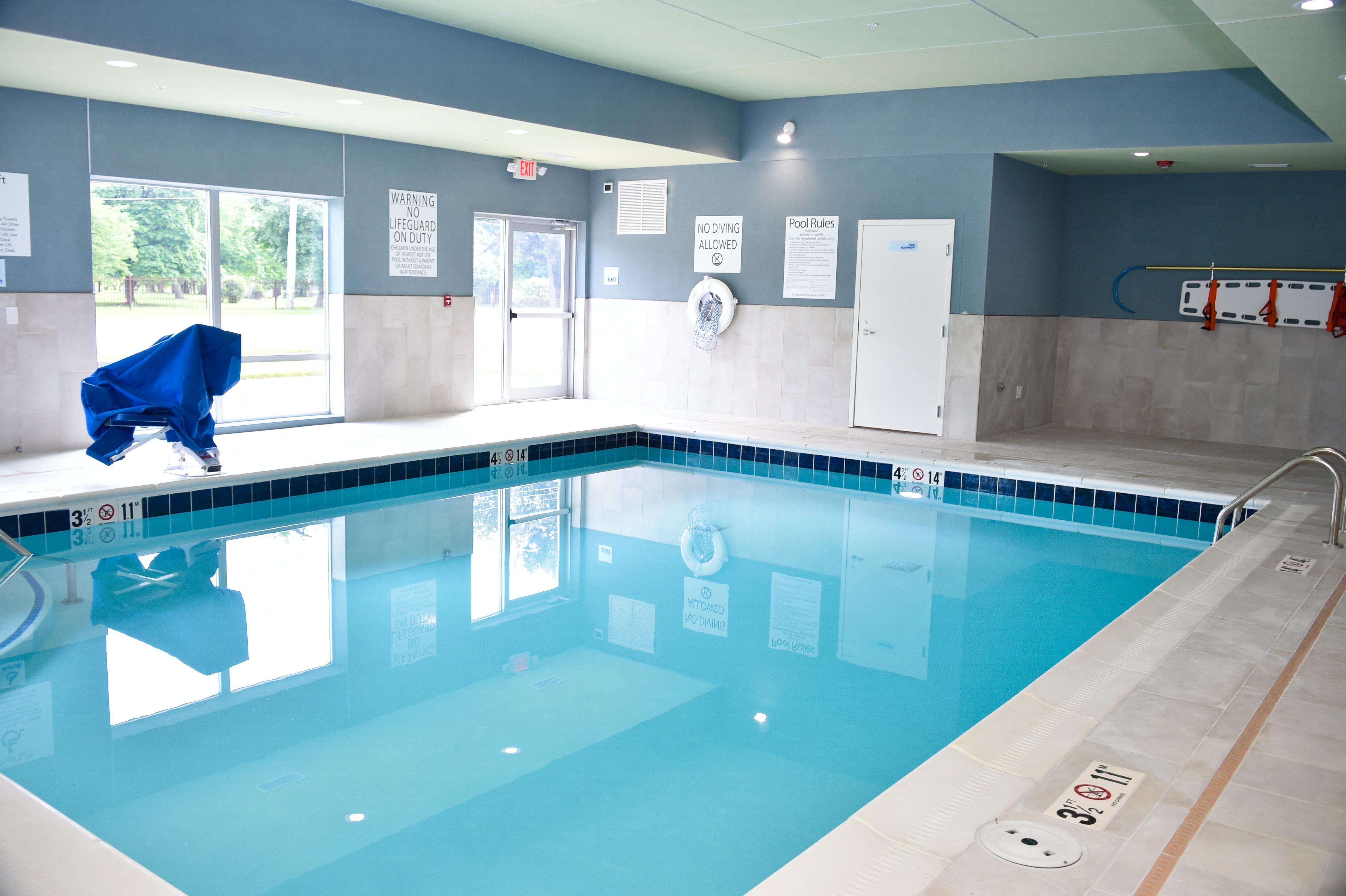 Holiday Inn Express & Suites - Bensenville - O'Hare By Ihg Экстерьер фото